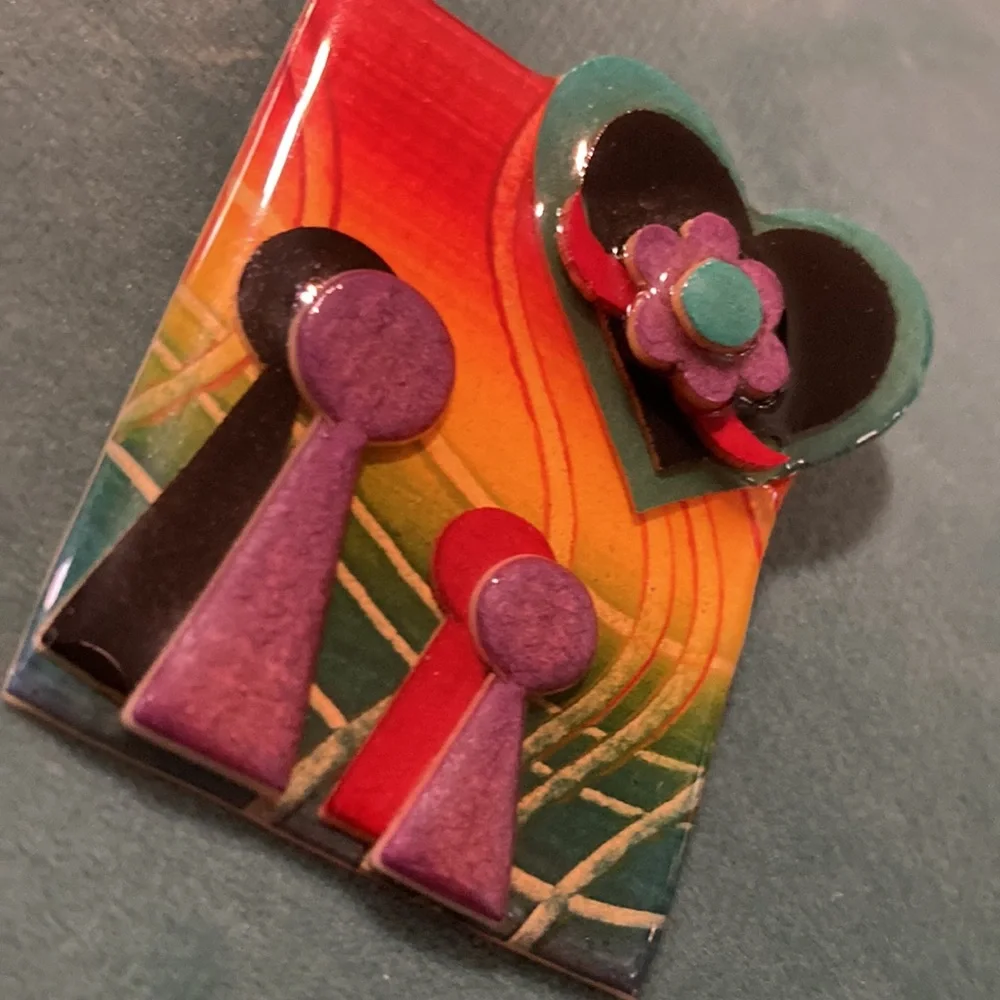 Lucinda People pin